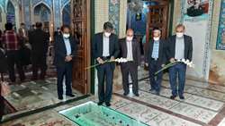 ادای احترام خانواده دانشگاه علوم پزشکی استان سمنان به شهدای گرانقدر همگام با سایر دانشگاهیان استان 
